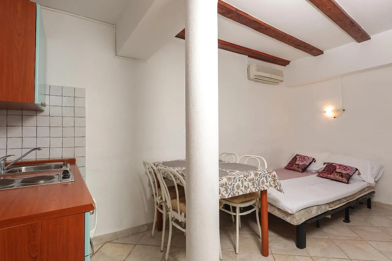Casa Di Nives Apartment Krk Town Croatia